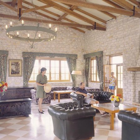 St.George'S Bay Country Club & Spa Αχαράβη Εξωτερικό φωτογραφία
